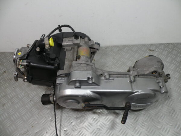 Moteur PEUGEOT KISBEE 50 4t -2013- (139QMB-E)(14 730 KM)