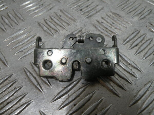 Serrure de selle MBK OVETTO 50 2t -2003-