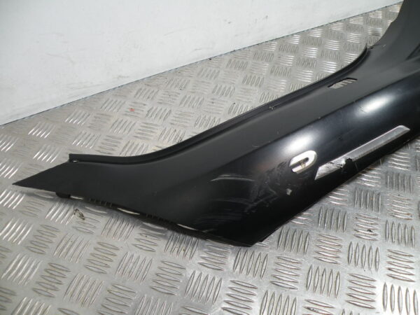 Carénage arrière gauche PIAGGIO MP3 300 4t -2011-