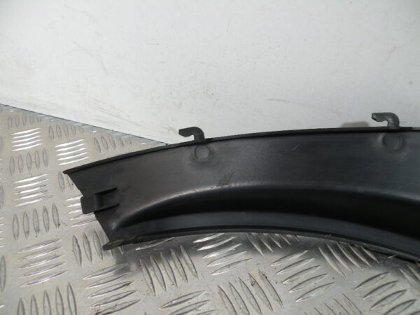 Flanc de selle droit PIAGGIO MP3 300 4t -2011-