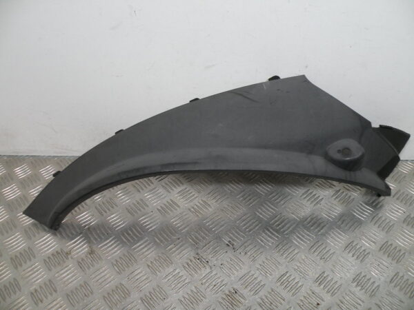Flanc de selle gauche PIAGGIO MP3 300 4t -2011-