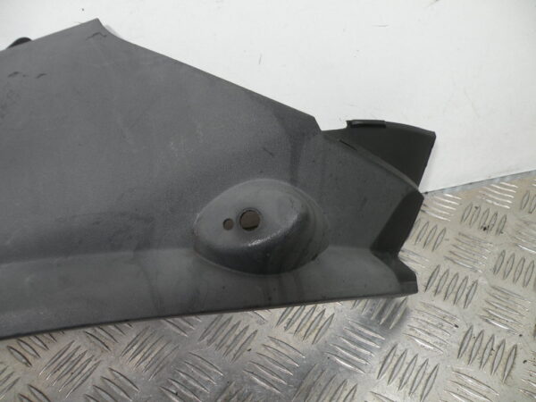 Flanc de selle gauche PIAGGIO MP3 300 4t -2011-