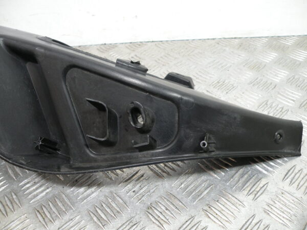 Marche pied droit PIAGGIO MP3 300 4t -2011-