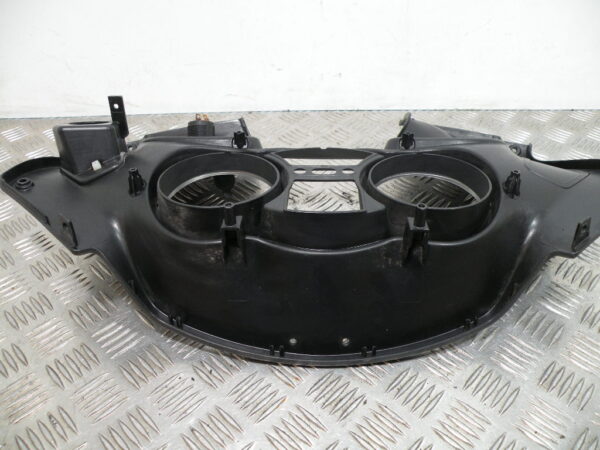 Entourage compteur PIAGGIO MP3 300 4t -2011-