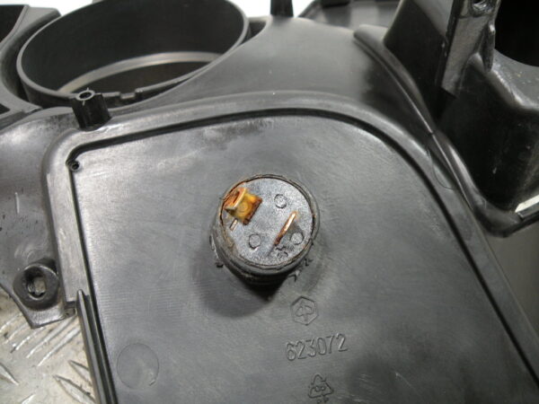 Entourage compteur PIAGGIO MP3 300 4t -2011-