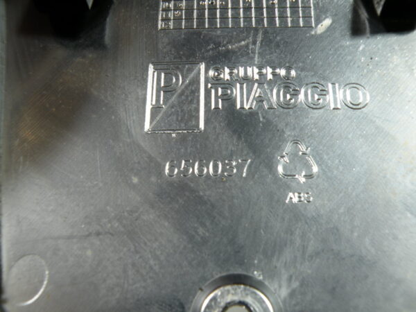 Cache guidon PIAGGIO MP3 300 4t -2011-