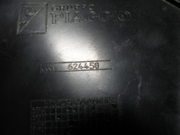 Trappe de visite PIAGGIO MP3 300 4t -2011-