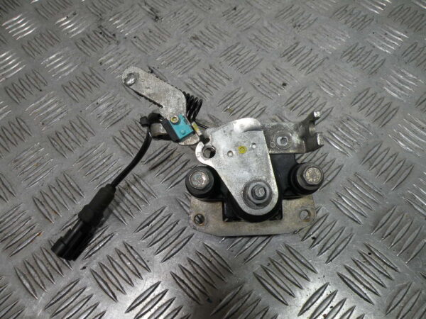 Étrier de roll lock PIAGGIO MP3 300 4t -2011-