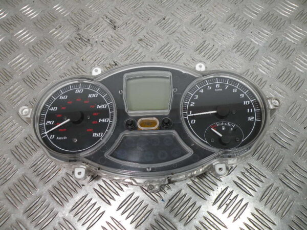 Compteur (45 666 km) PIAGGIO MP3 300 4t -2011-