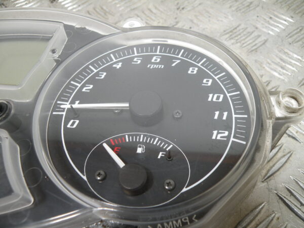 Compteur (45 666 km) PIAGGIO MP3 300 4t -2011-