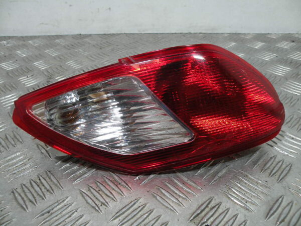 Feu arrière gauche PIAGGIO MP3 300 4t -2011-
