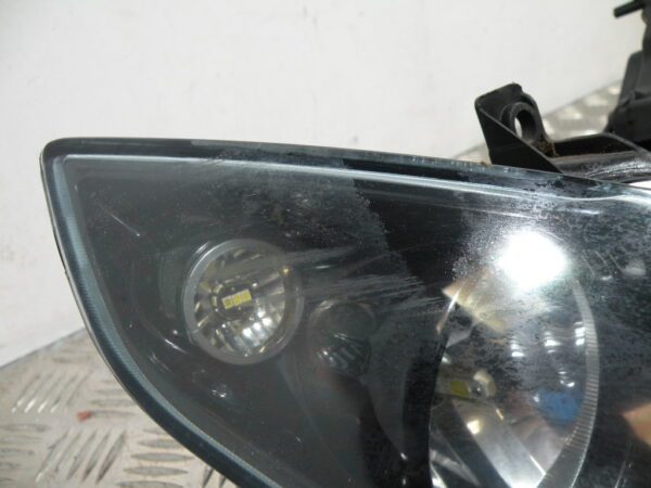Optique / Phare avant PIAGGIO MP3 300 4t -2011-