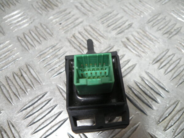 Centrale clignotant PIAGGIO MP3 300 4t -2011-