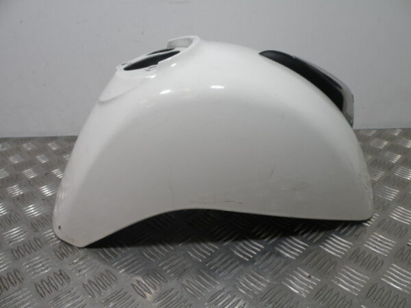 Garde boue avant VESPA 300 GTS 4t -2013-