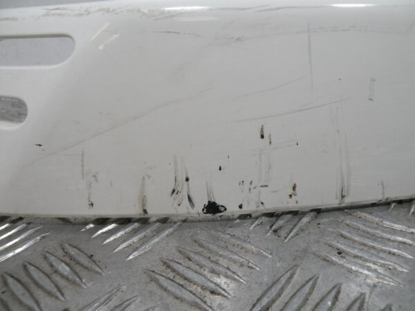 Baguette latérale droite VESPA 300 GTS 4t -2013-
