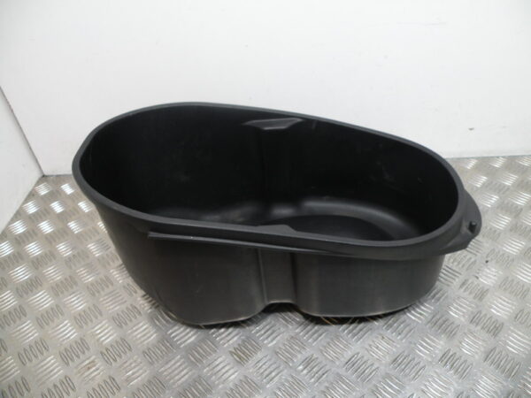Coffre sous selle VESPA 300 GTS 4t -2013-