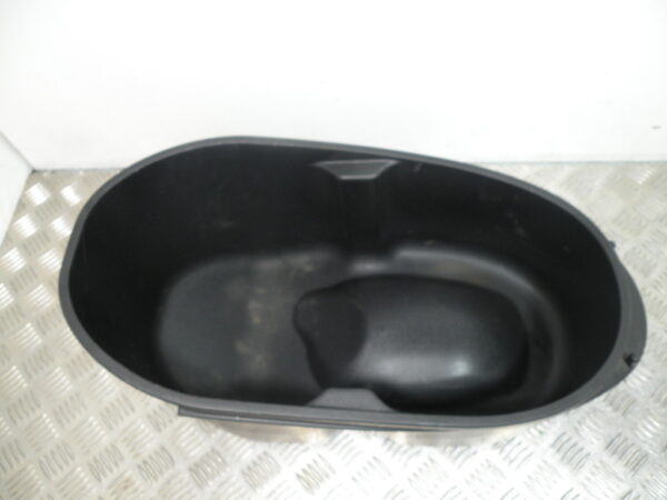 Coffre sous selle VESPA 300 GTS 4t -2013-