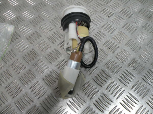 Pompe à essence VESPA 300 GTS 4t -2013-