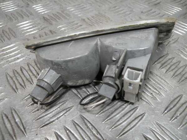 Clignotant avant droit VESPA 300 GTS 4t -2013-
