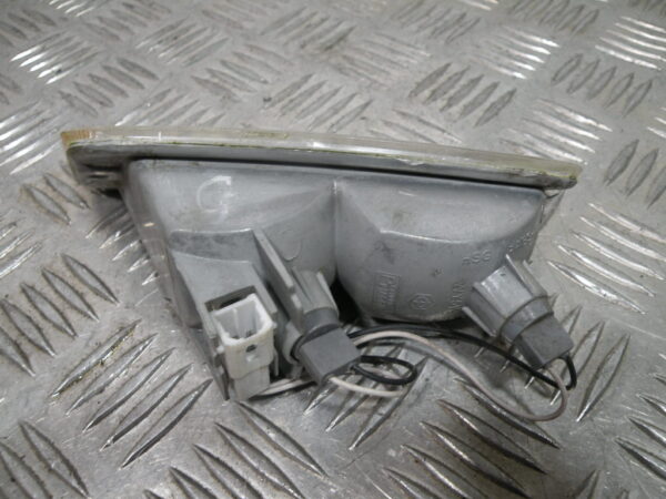 Clignotant avant gauche VESPA 300 GTS 4t -2013-