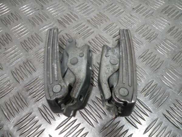 Repose pieds arrière VESPA 300 GTS 4t -2013-