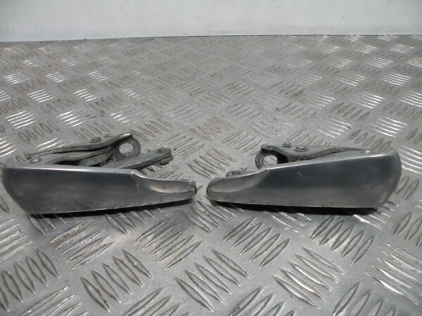 Repose pieds arrière VESPA 300 GTS 4t -2013-