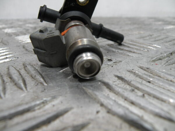 Injecteur VESPA 300 GTS 4t -2013-