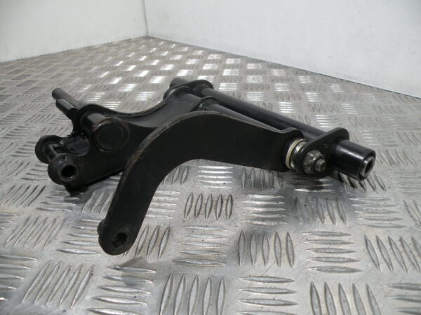 Support moteur VESPA 300 GTS 4t -2015-