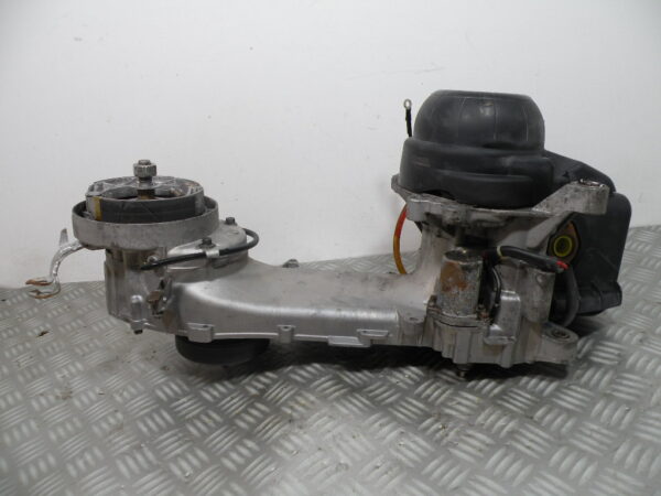 Moteur PIAGGIO 50 FLY 2t -2013- (C448M)(13 833 km)