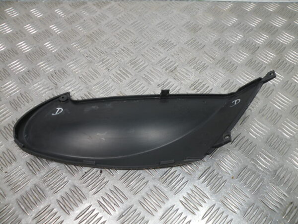 Cache latéral gauche PIAGGIO FLY 2t -2013-