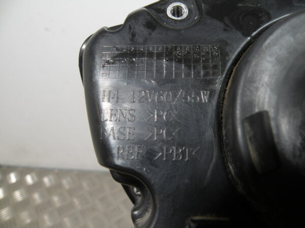Optique / Phare avant PIAGGIO FLY 2t -2013-