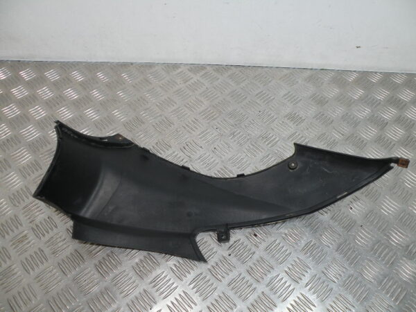 Carénage sous selle gauche YAMAHA YN50F NEO’S 2t -2013-