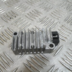 Régulateur de tension YAMAHA YN50F NEO’S 2t -2013-