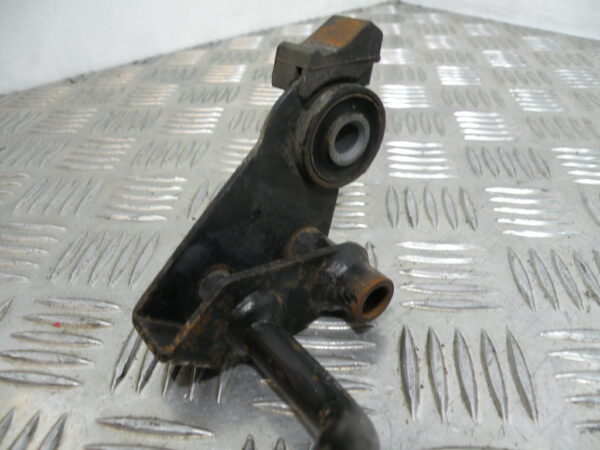 Support moteur YAMAHA YN50F NEO’S 2t -2013-