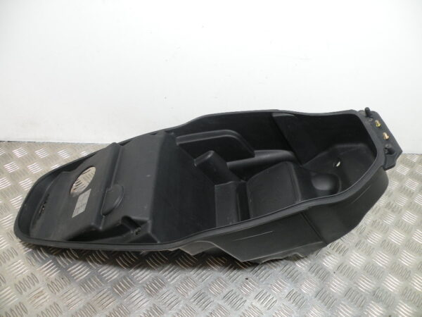 Coffre sous selle KYMCO AGILITY 50 4t -2012-