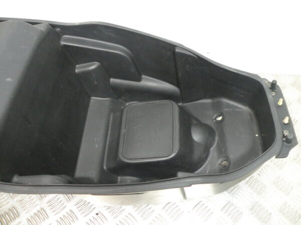 Coffre sous selle KYMCO AGILITY 50 4t -2012-