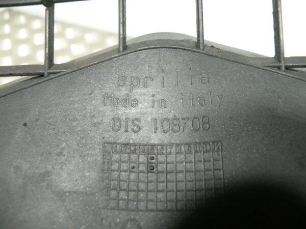 Grille de radiateur APRILIA 50 SR 4t -2011-