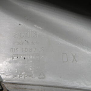 Carénage coque arrière gauche APRILIA 50 SR 4t -2011-