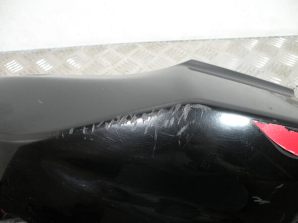 Carénage coque arrière gauche APRILIA 50 SR 4t -2011-