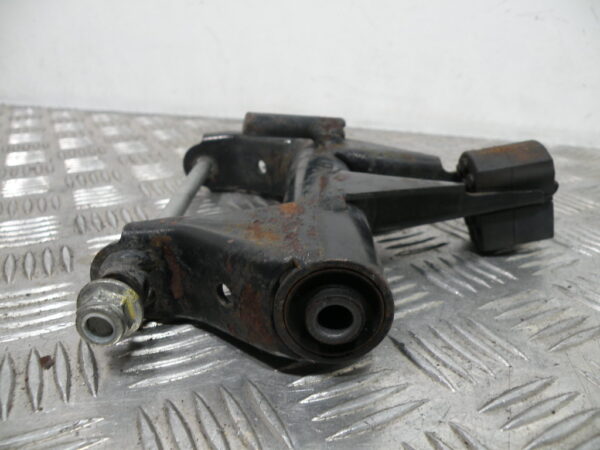 Support moteur APRILIA 50 SR 4t -2011-