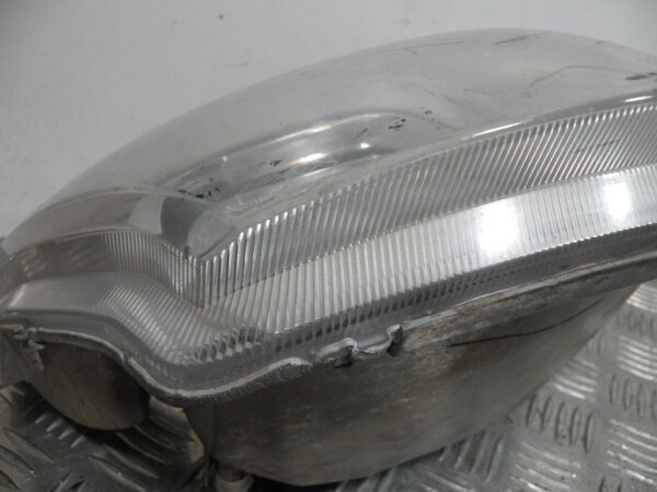 Optique / Phare avant PEUGEOT 125 LXR 4t -2010-