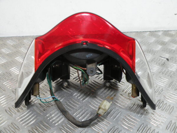 Feu arrière PEUGEOT 125 LXR 4t -2010-
