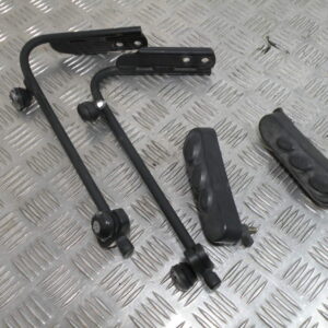 Support pare brise PEUGEOT 125 LXR 4t -2010-