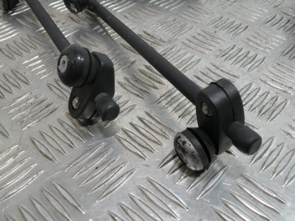 Support pare brise PEUGEOT 125 LXR 4t -2010-
