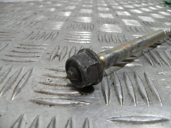 Axe de roue avant PEUGEOT 125 LXR 4t -2010-