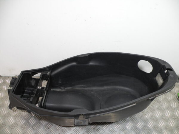 Coffre sous selle PIAGGIO MP3 300 LT YOURBAN 4t -2013-