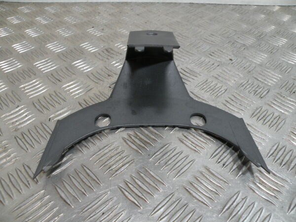 Carénage central arrière PIAGGIO MP3 300 LT YOURBAN 4t -2013-