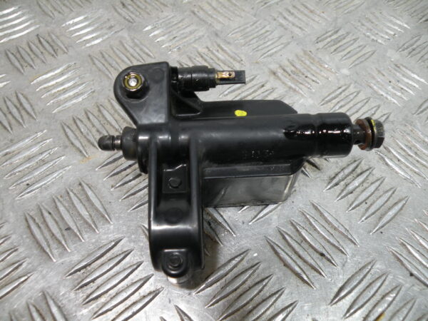 Maître cylindre de frein avant droit PIAGGIO MP3 300 LT YOURBAN 4t -2013-