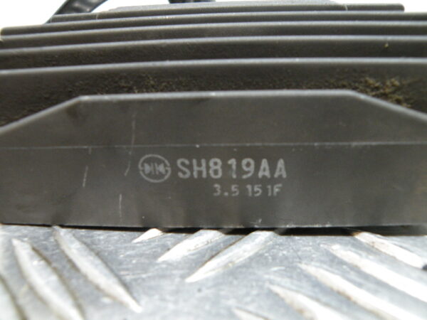 Régulateur de tension PIAGGIO MP3 300 LT YOURBAN 4t -2013-