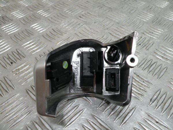 Commodo droit PIAGGIO MP3 300 LT YOURBAN 4t -2013-